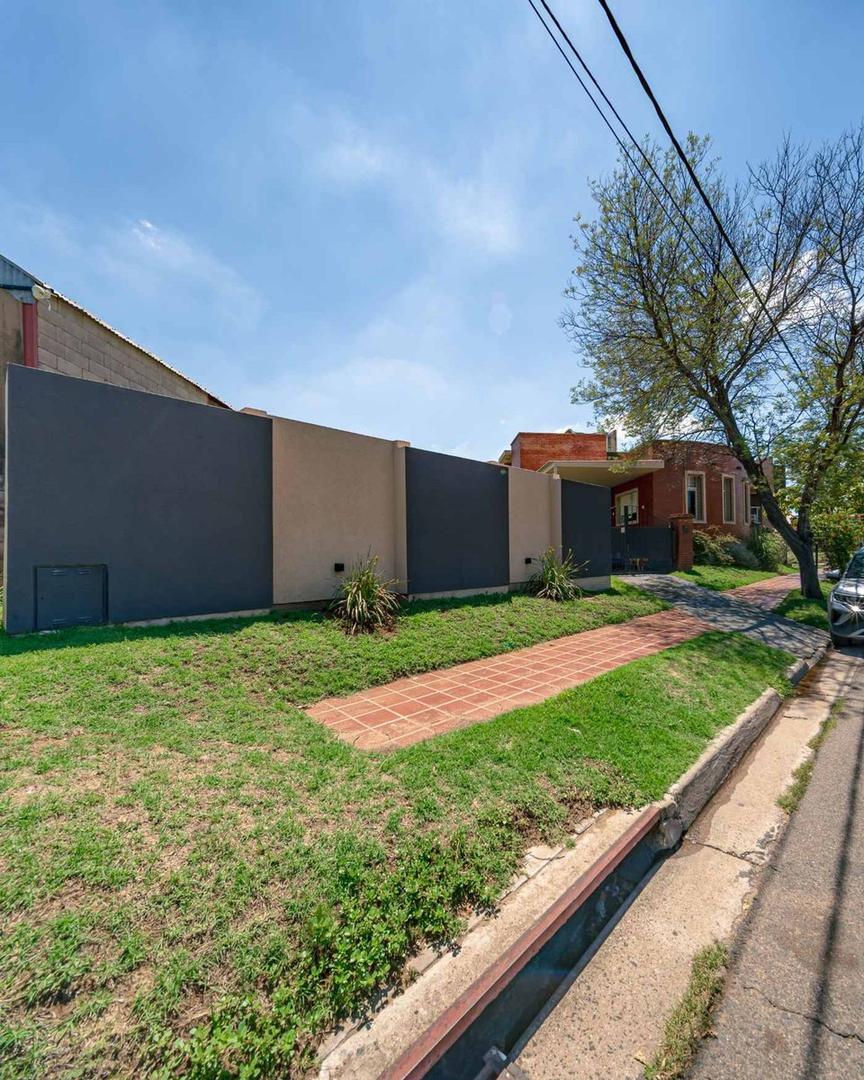 Casa en Venta en Santa Rosa, USD 170.000