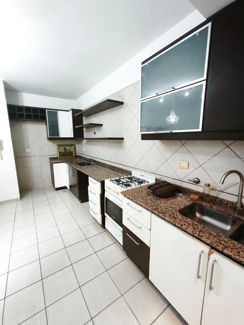 HERMOSO DUPLEX 4 AMBIENTES EN 3 PLANTAS, BOULOGNE