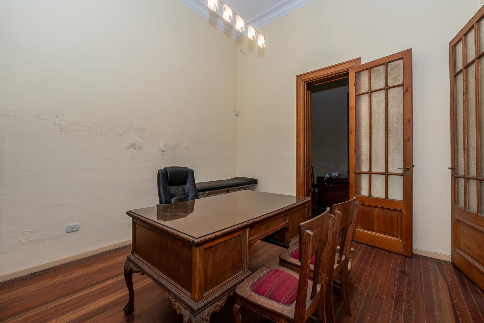 Depto Tipo Casa en Venta al Este