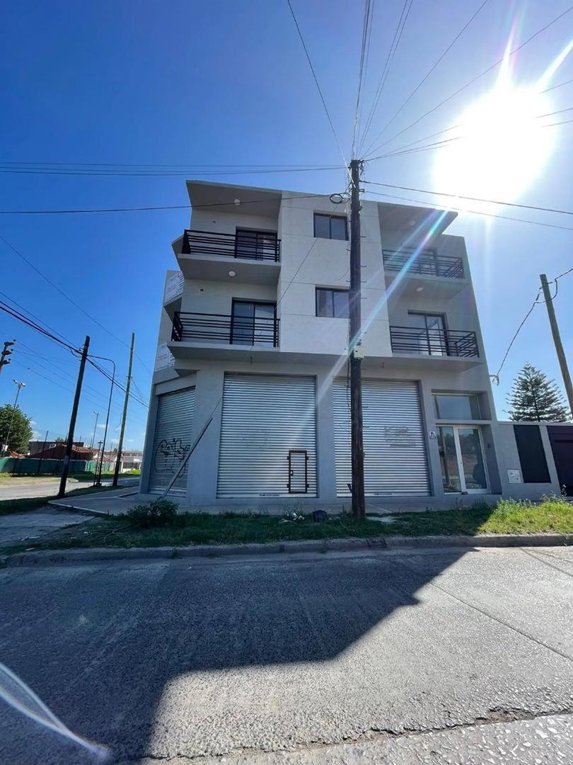 Maestro A D Elia 2200