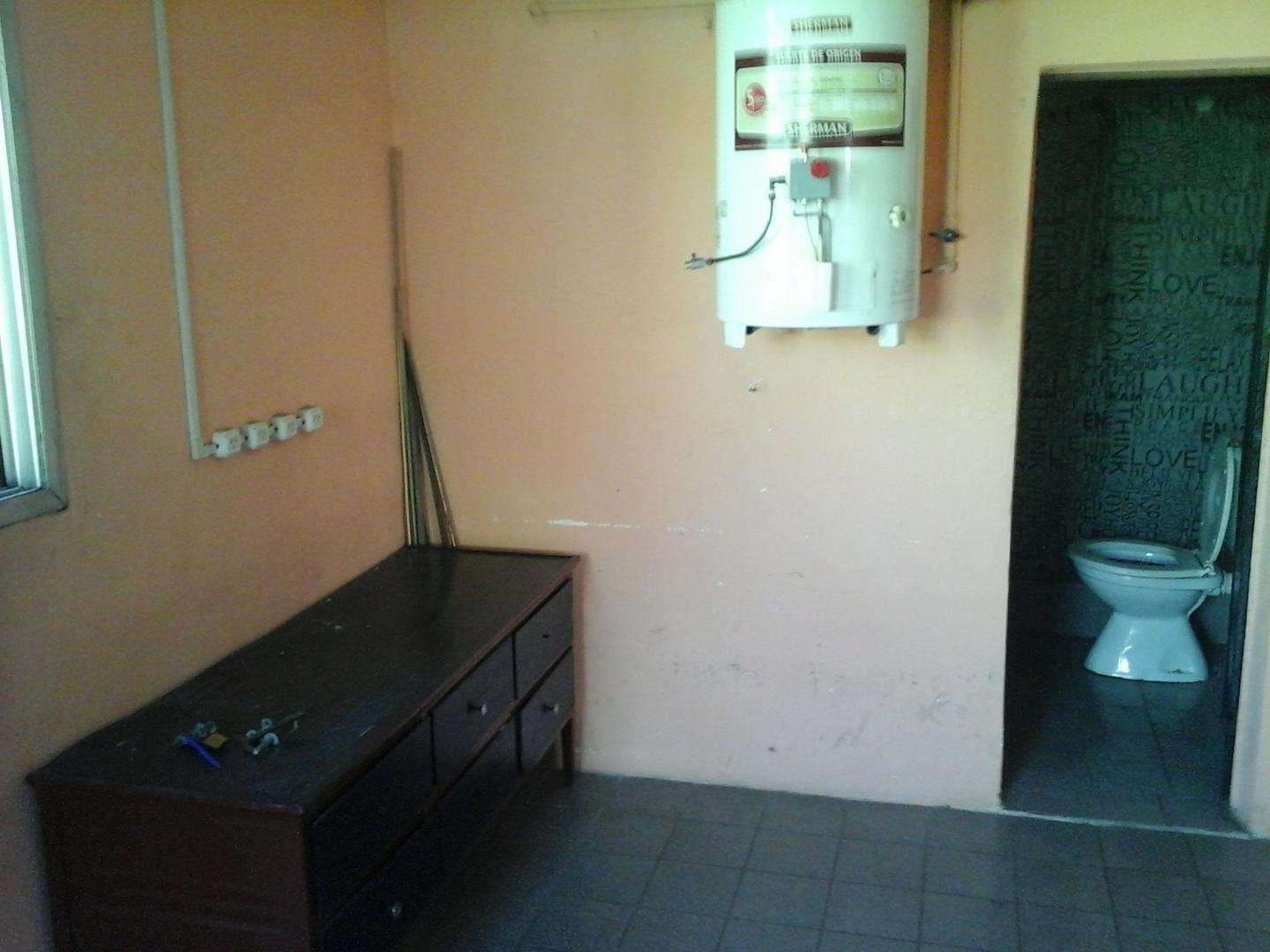 Depto Tipo Casa en Venta en El Palomar, USD 120.000