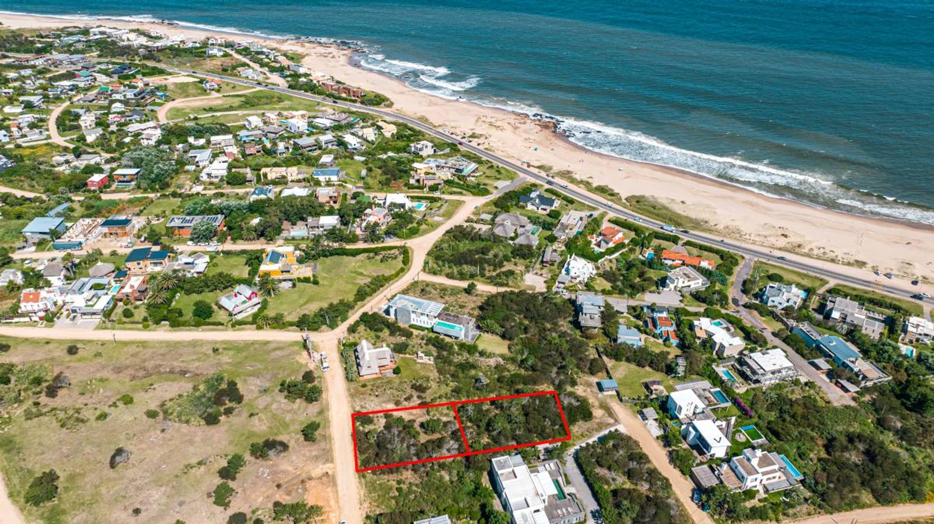 Venta de dos lotes juntos en El Chorro 100