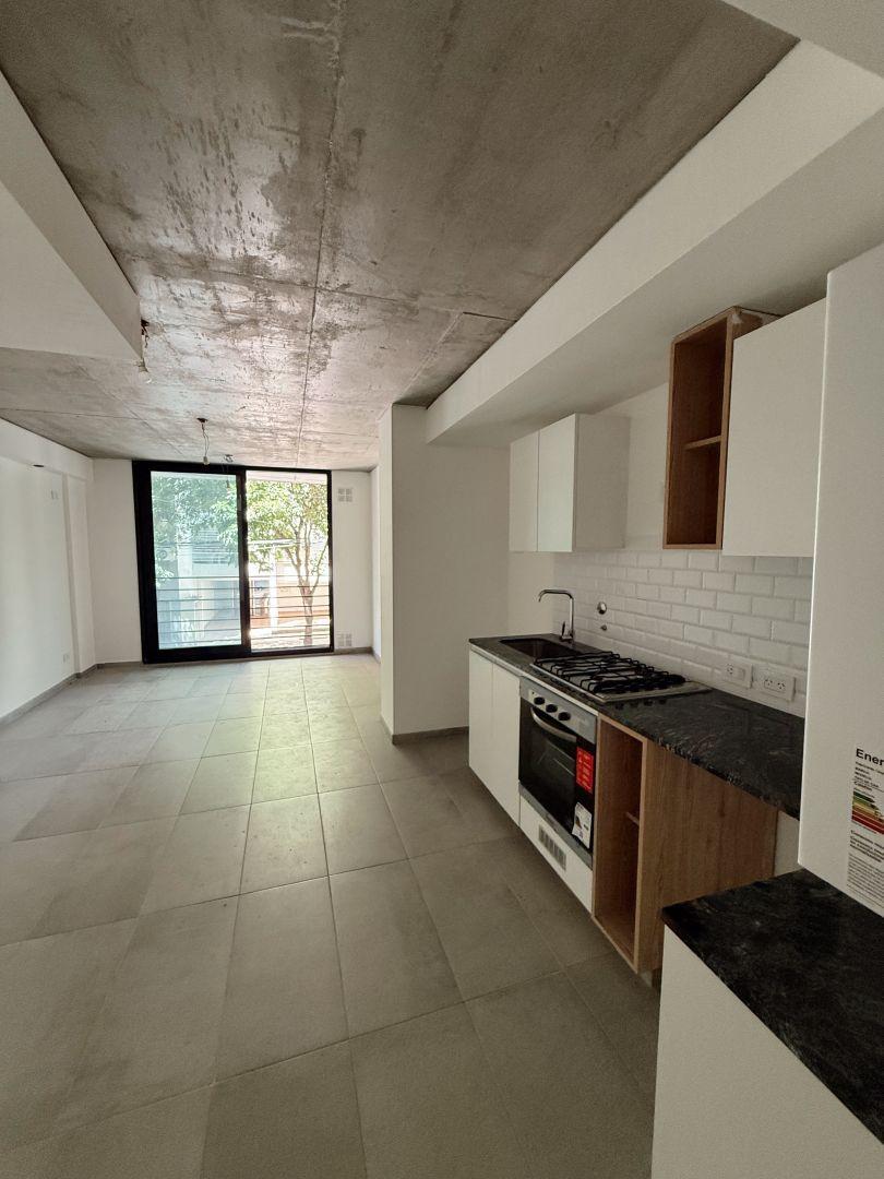 Cochabamba 1200, Piso 1