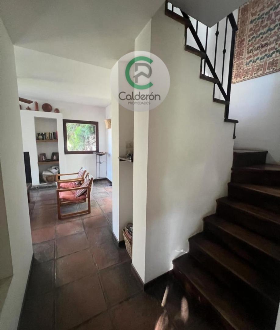 Casa en Alquiler Temporal con 3 cocheras