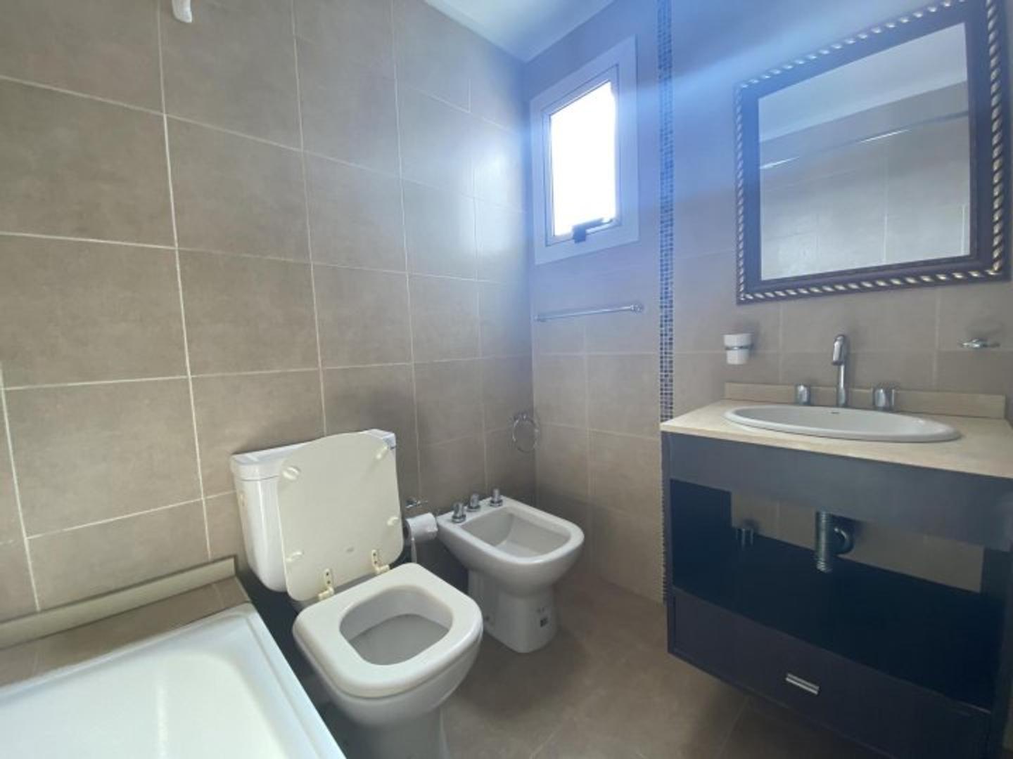 MONTEVIDEO   3427  -  MONOAMBIENTE  -