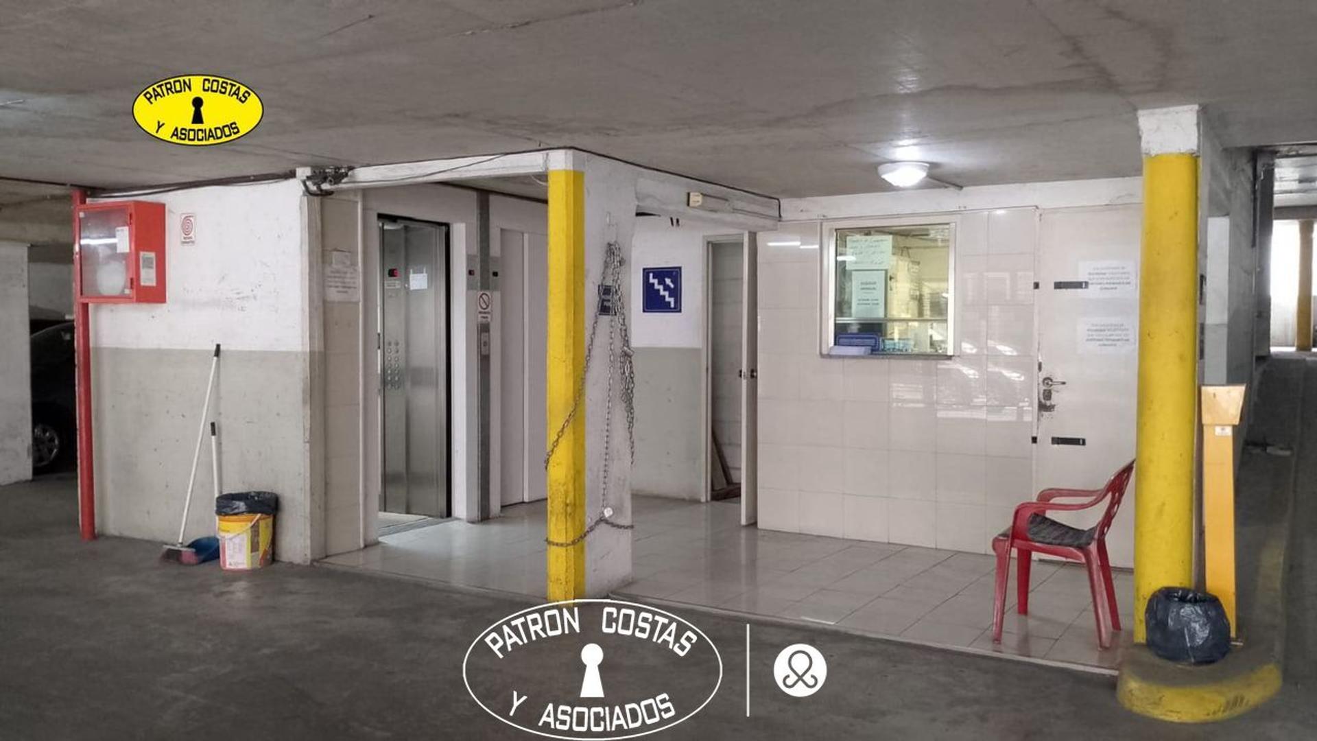 COCHERA SOBRE TACUARI Y MEXICO MONSERRAT CABA