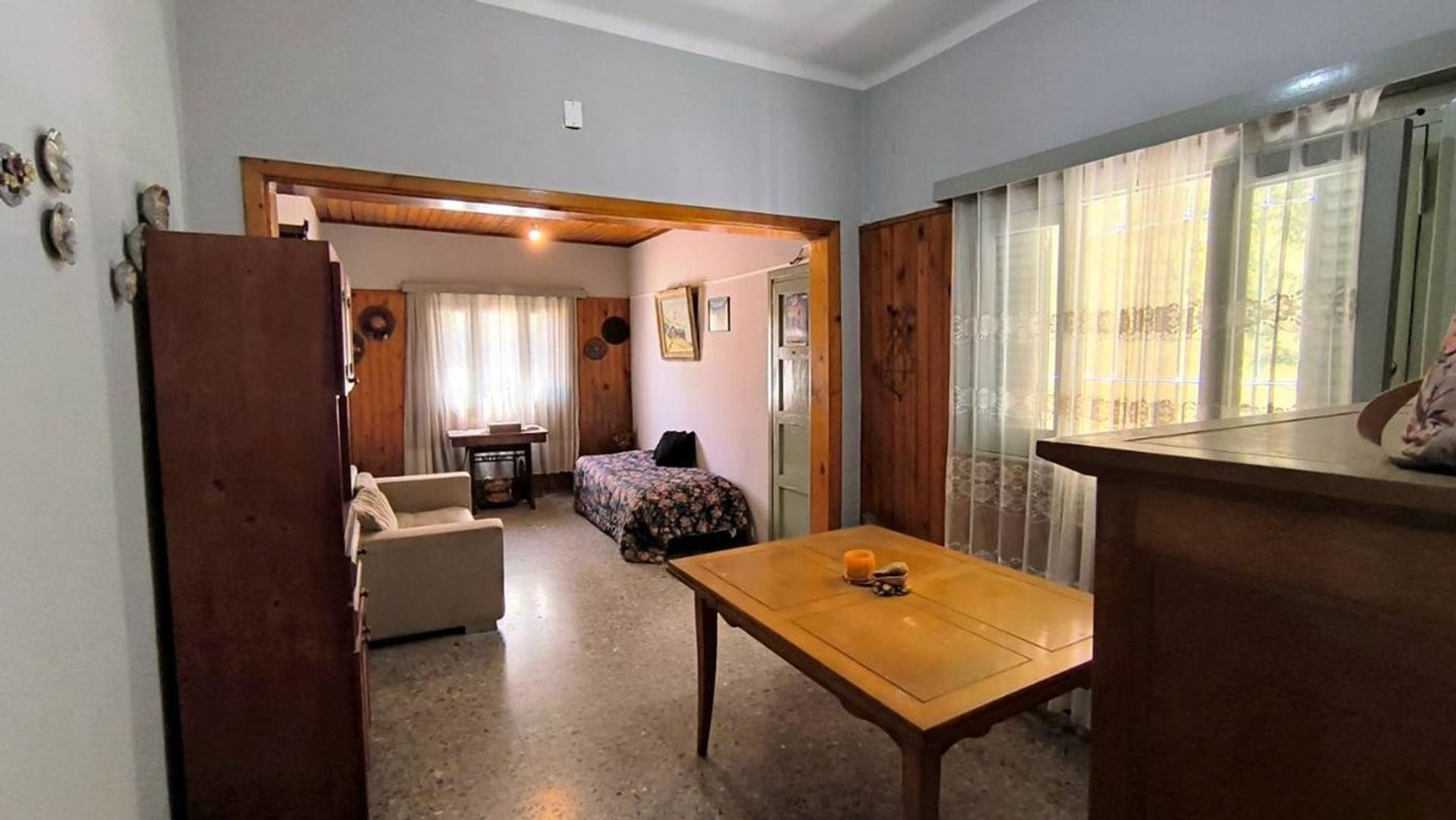 Casa en Venta en Bernal Oeste, USD 83.000