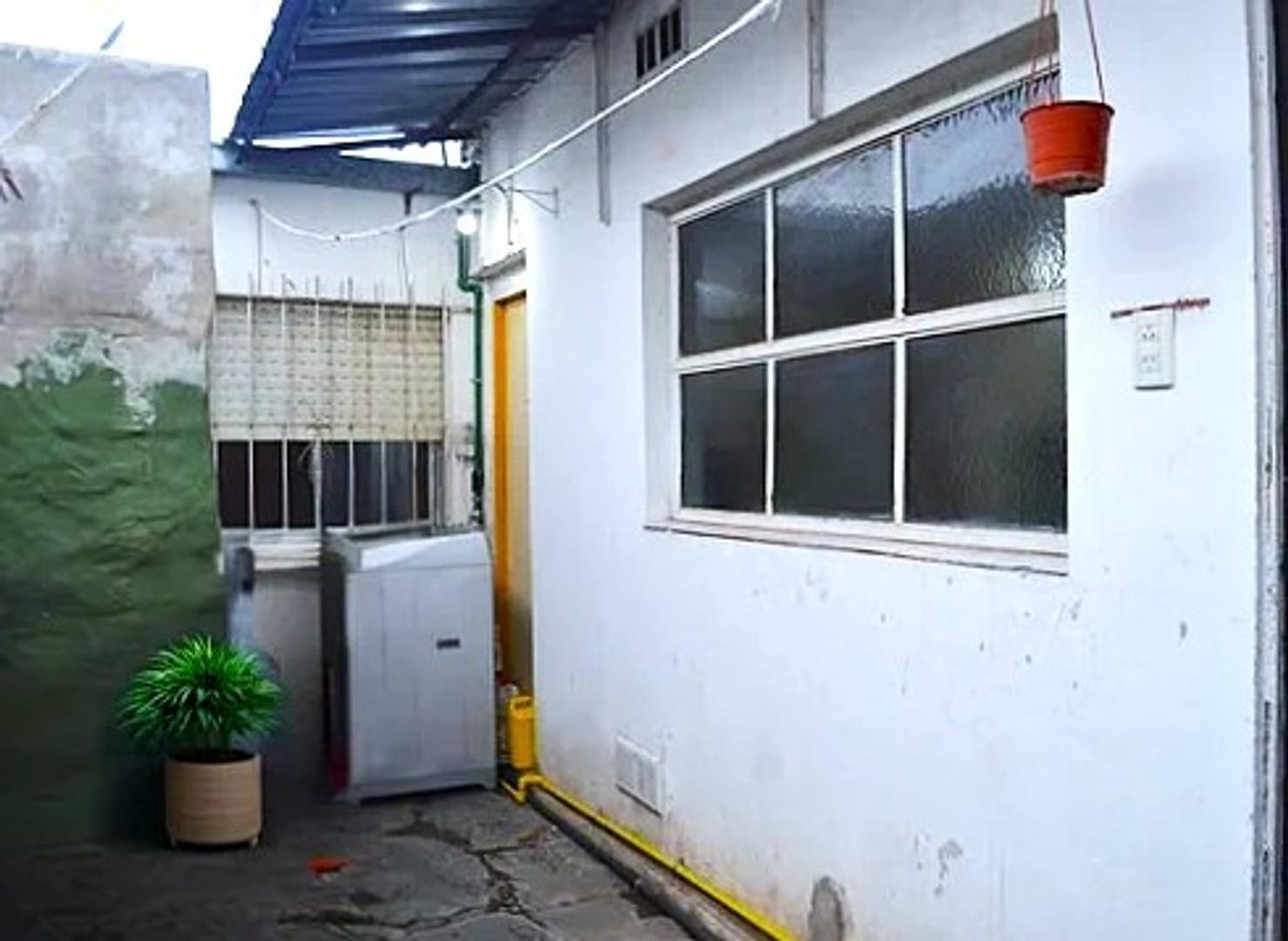 Depto Tipo Casa en Venta de 2 ambientes