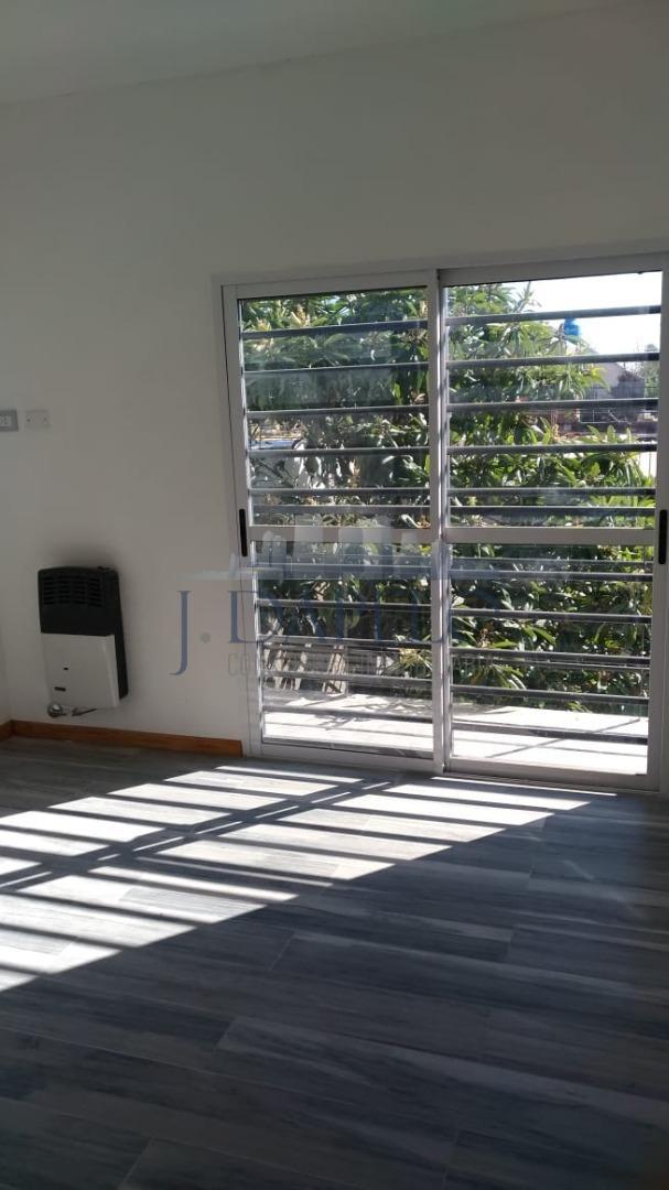 Departamento en Venta con 2 cocheras