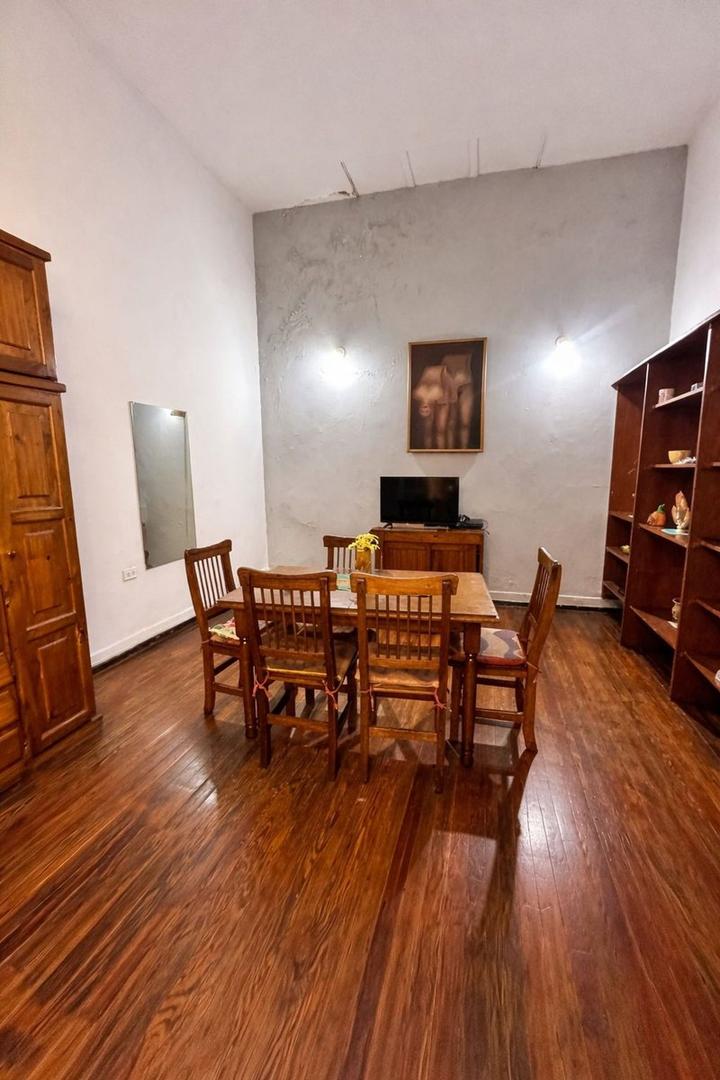 Depto Tipo Casa en Venta 50 años