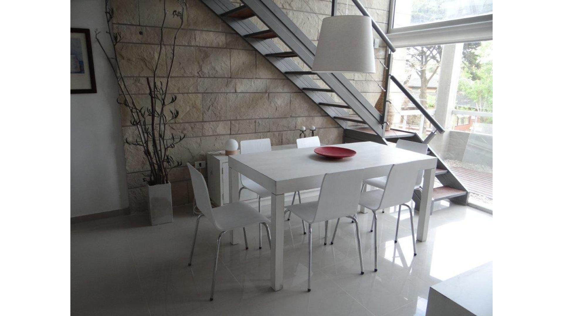 Pinamar.Duplex. Balcón Terraza. Cerca Playa