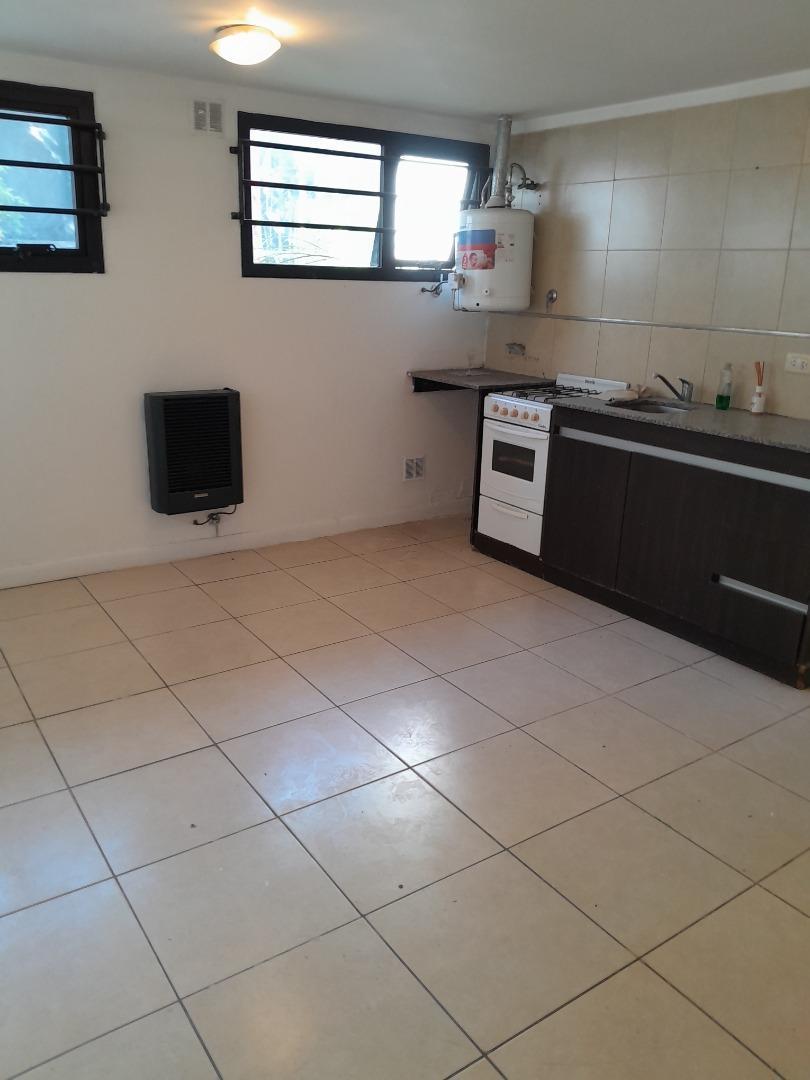 Depto Tipo Casa en Venta de 2 ambientes