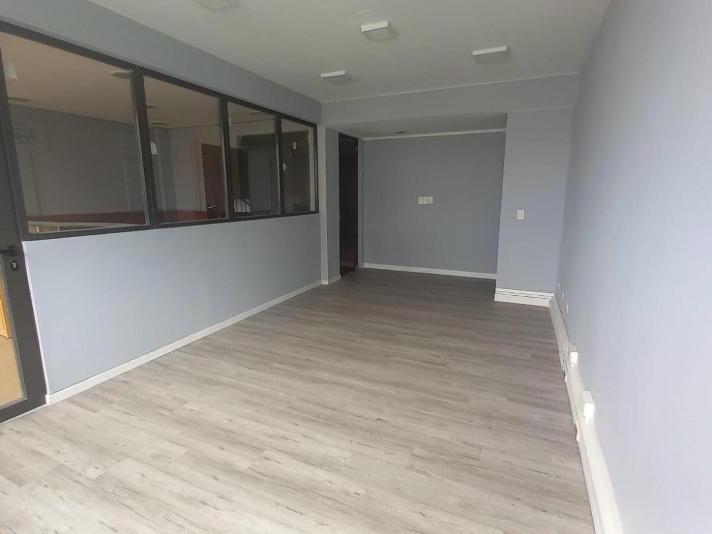 Oficina Monoambiente con 2 baños