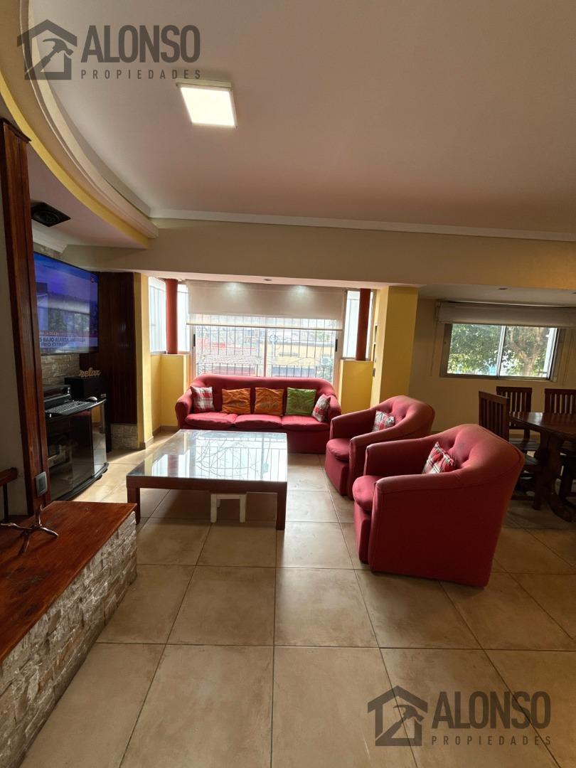 Depto Tipo Casa en Venta en Gerli, USD 160.000