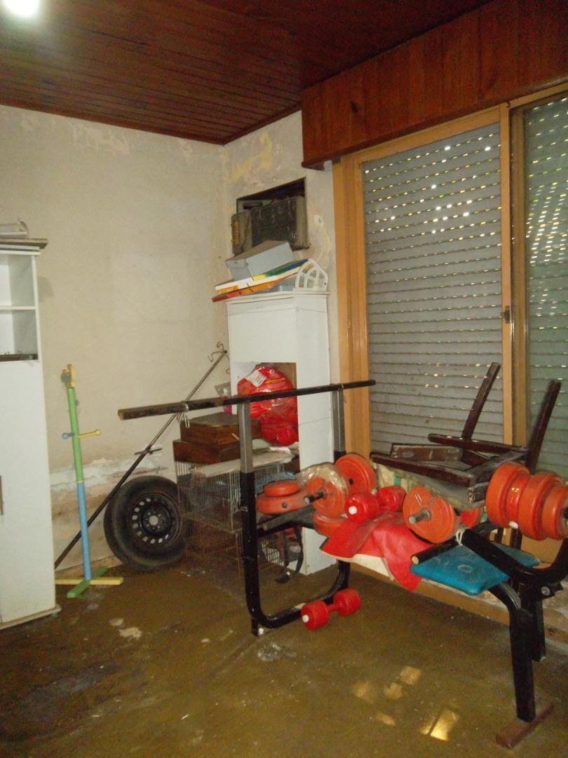 CASA LOTE PROPIO P/ 2 FAMILIAS