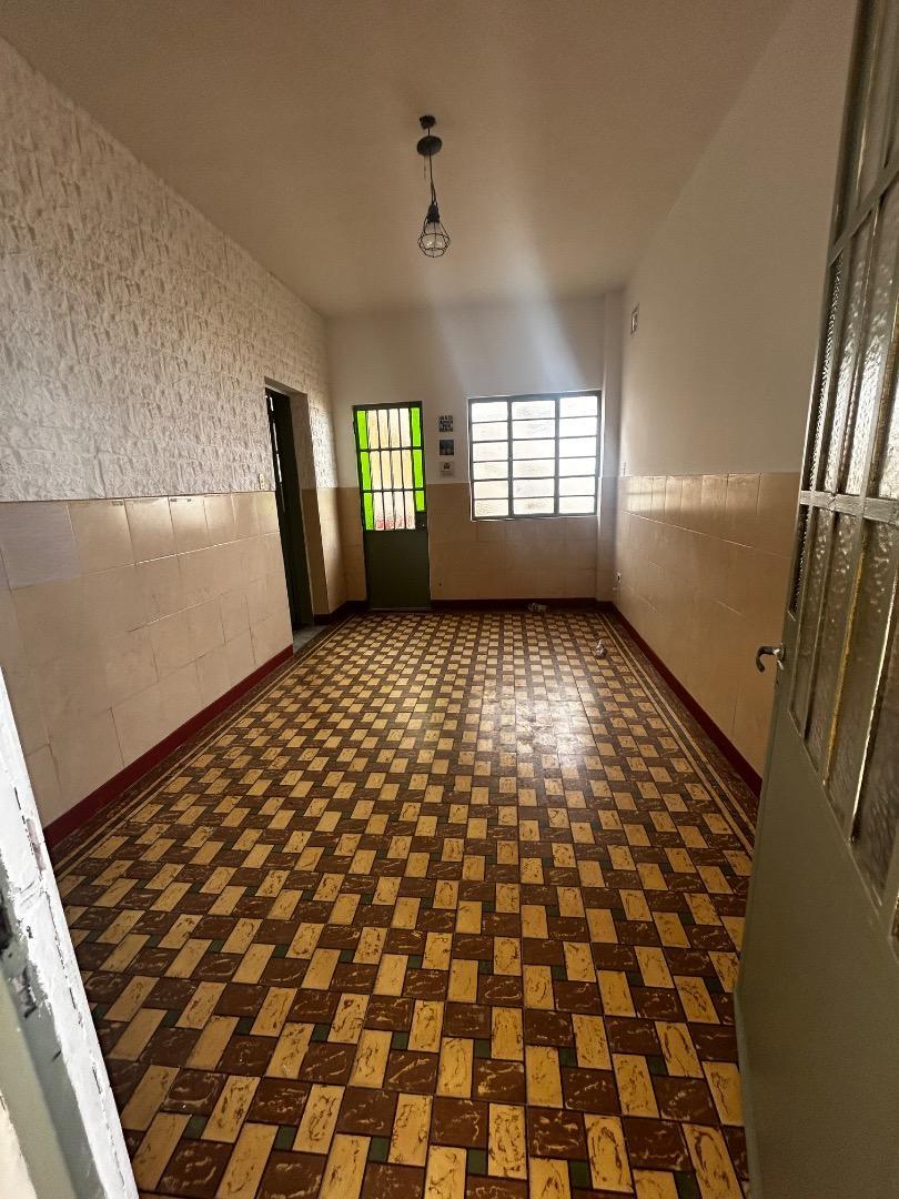 Bahia Blanca 1700 , Piso pb