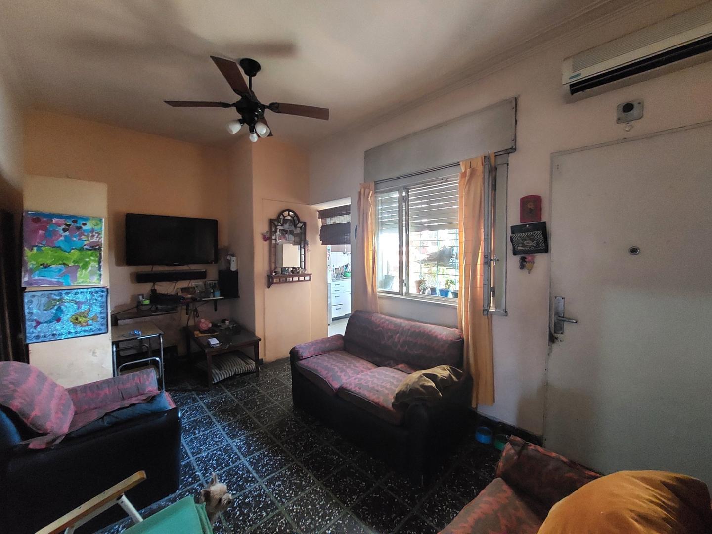 Depto Tipo Casa en Venta en Villa Sarmiento, USD 60.000