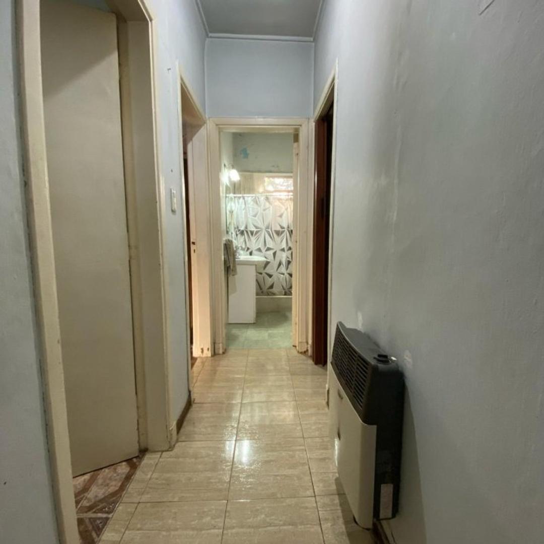 Casa 3 ambientes con 1 baño