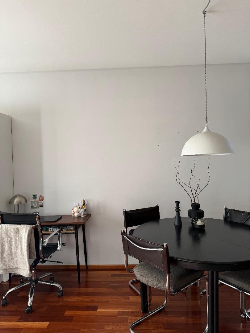 Monoambiente amueblado en alquiler, edificio con pileta