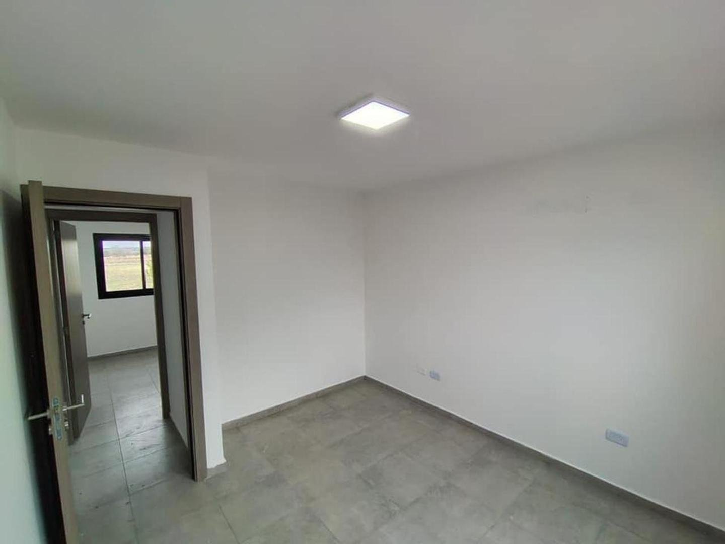 DÚPLEX 2 DORM 2 BAÑOS EN VALLE CERCANO - BARRIO CON SEGURIDA