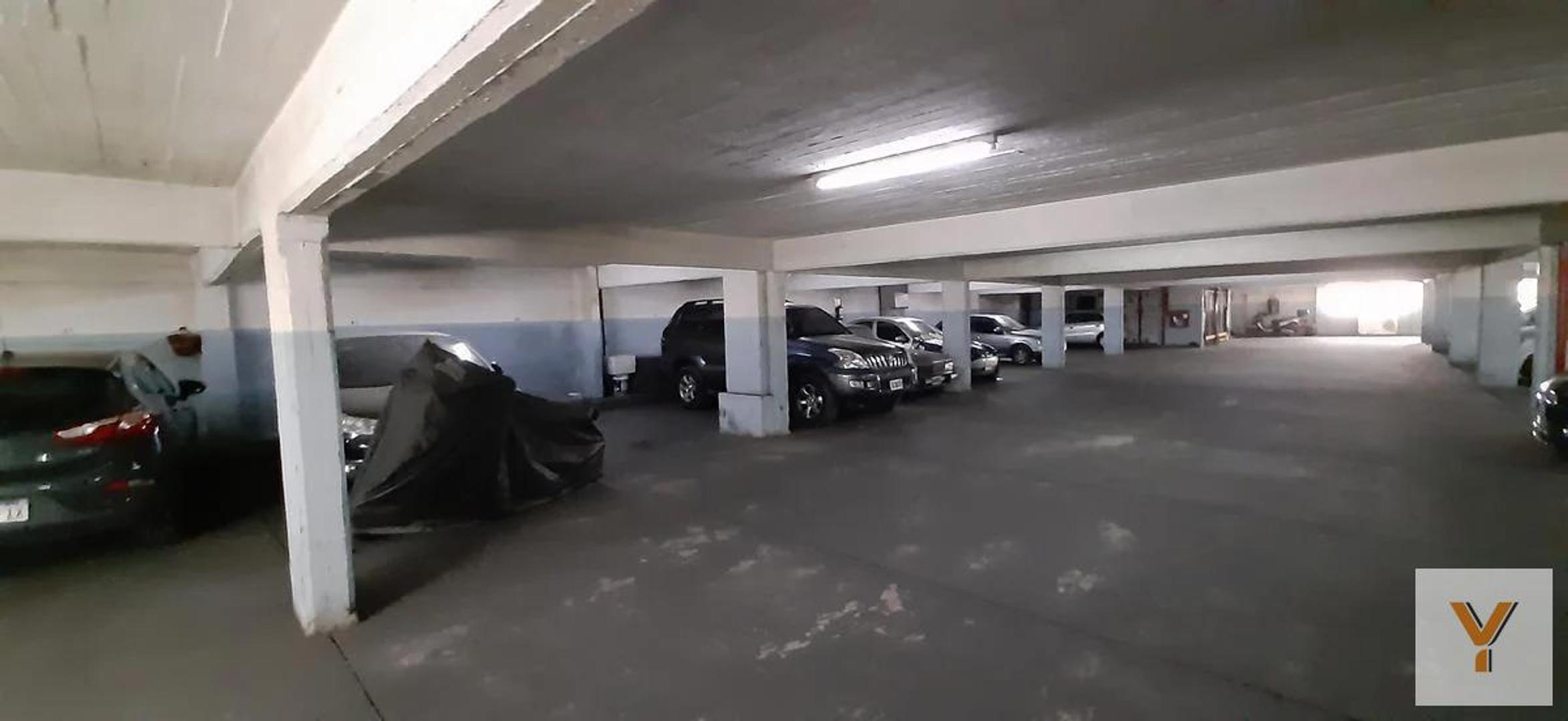 Cochera en venta - 12Mts2 - Caballito