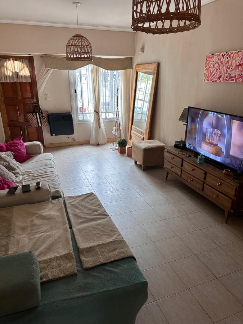 Casa 4 ambientes con 4 baños