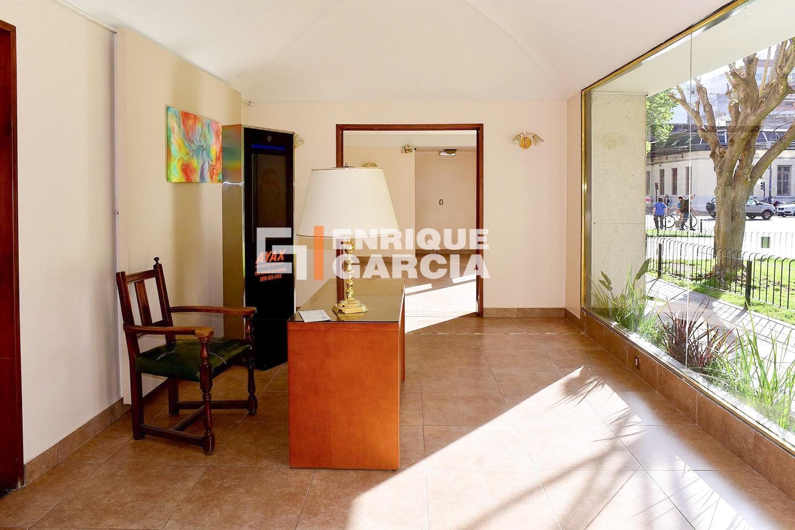 Departamento 4 ambientes con 3 baños