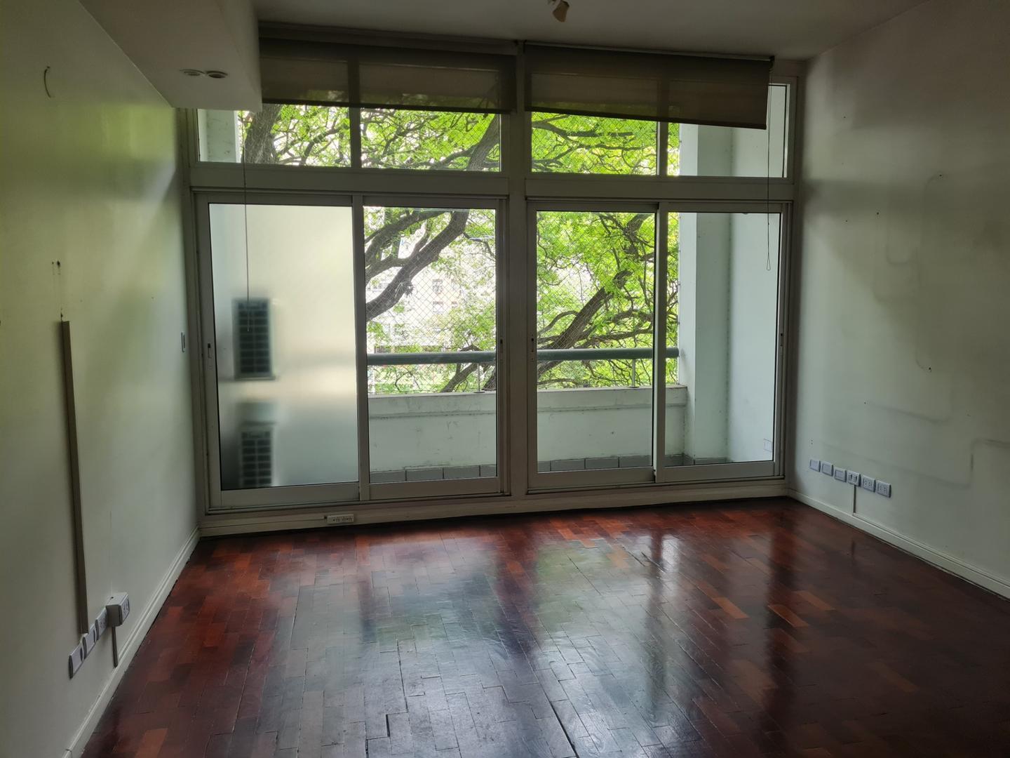 Alquiler oficina 49m2 totales. Edificio La Algodonera.