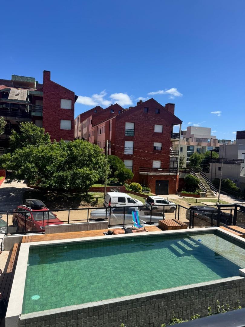 Departamento 3 ambientes con 3 baños