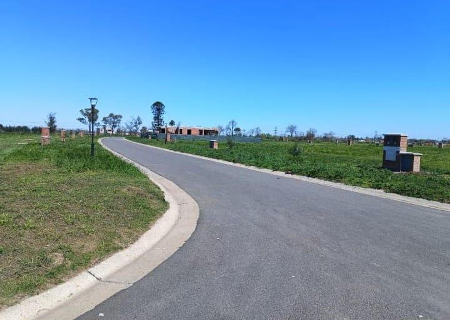 Oportunidad!! Lote En Barrio Village Plaza. Bella Vista.