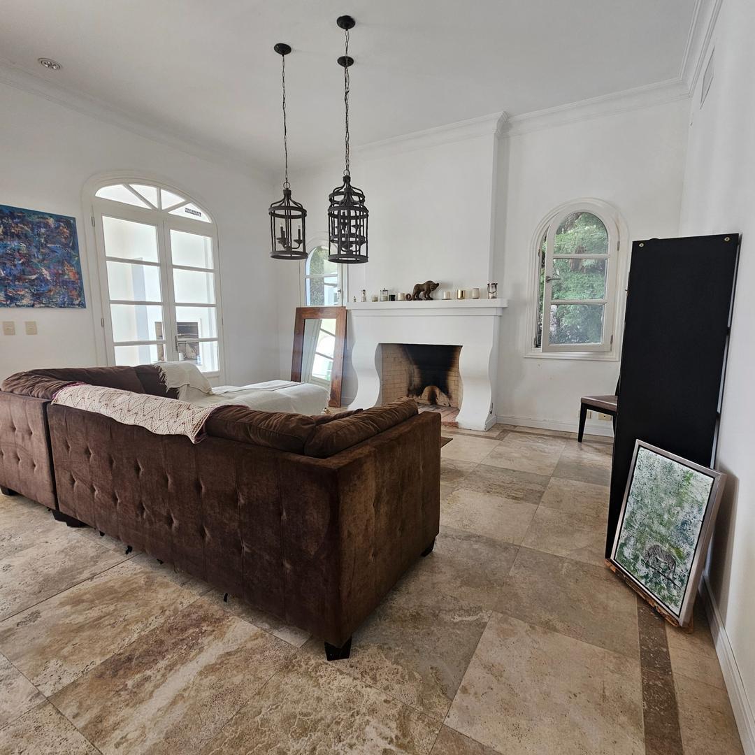 Casa en Venta al Oeste