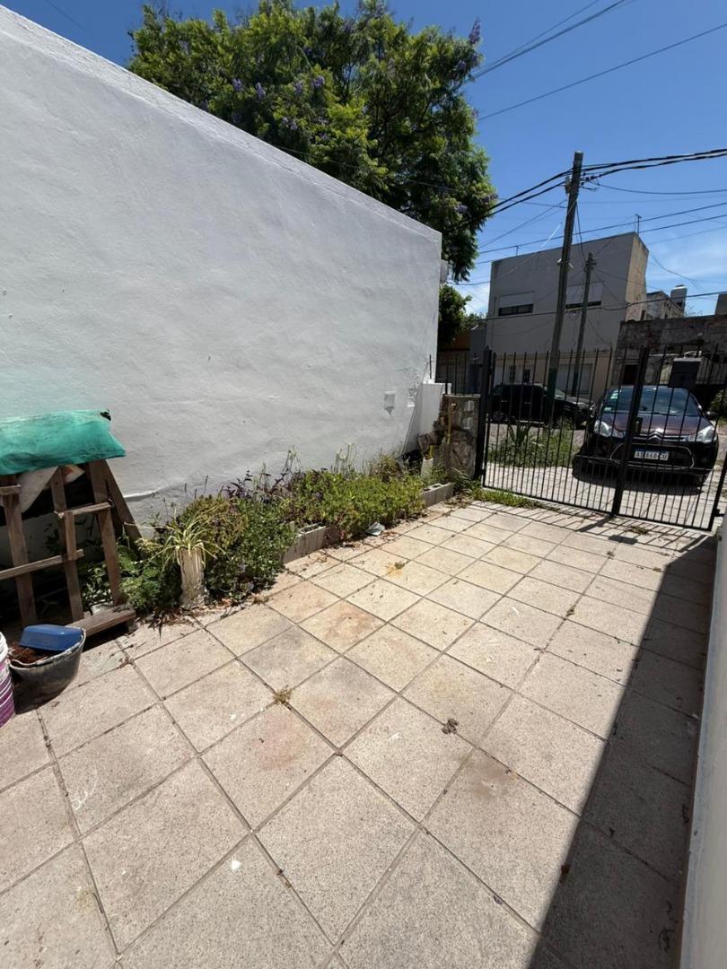 Depto Tipo Casa en Alquiler de 2 dormitorios