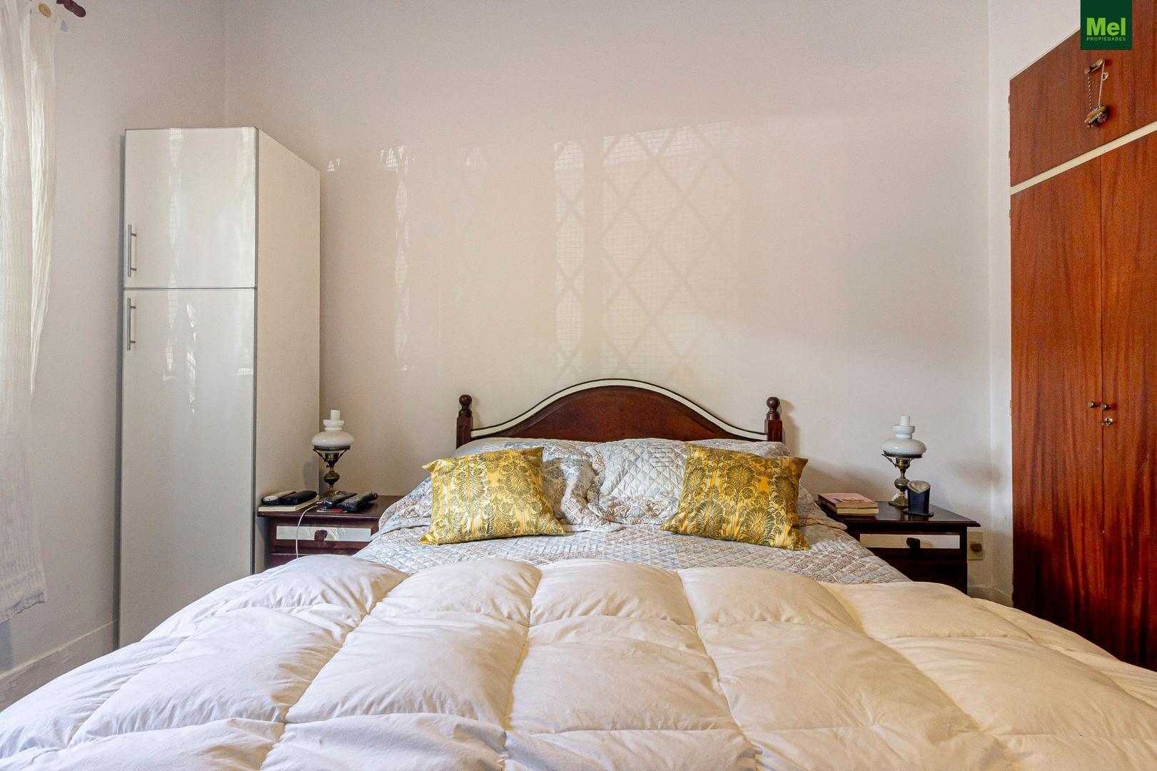Casa 3 ambientes con 2 baños