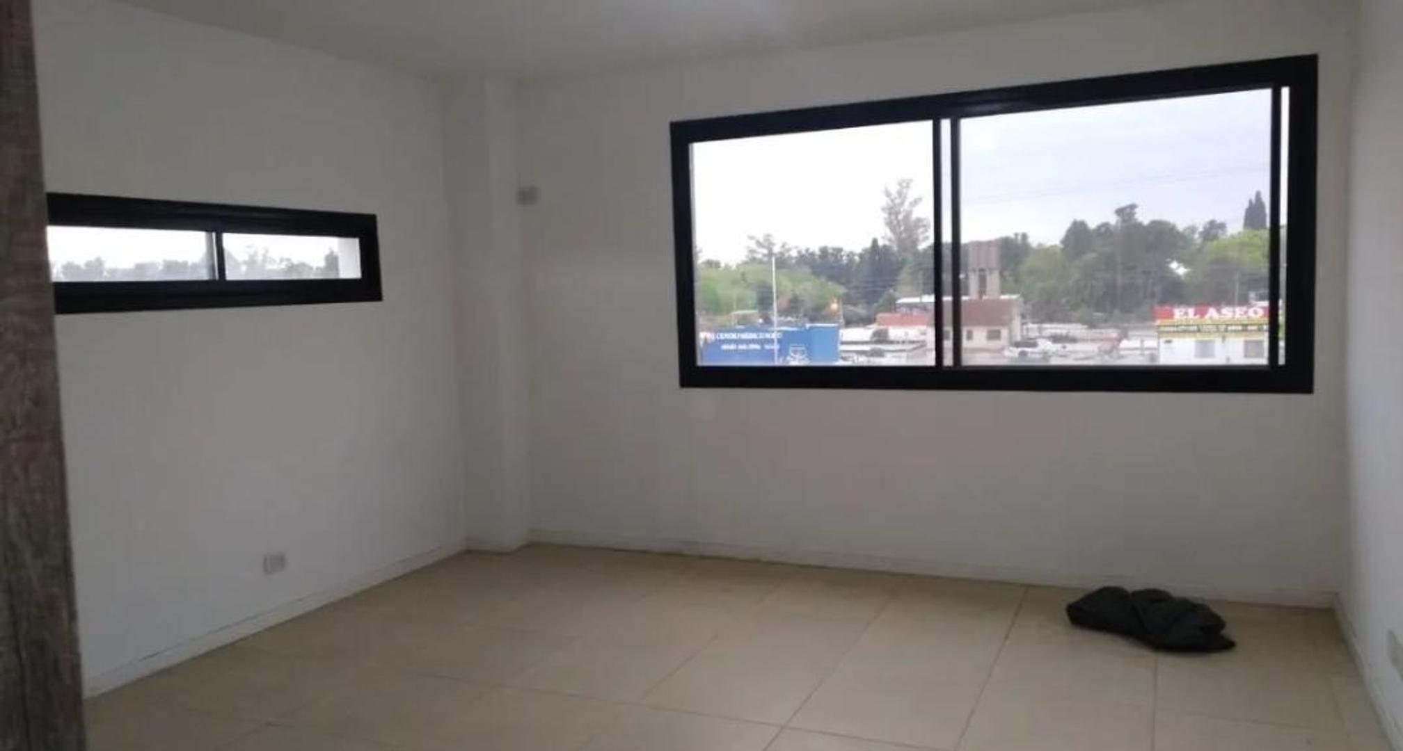 Colectora Oeste 3300