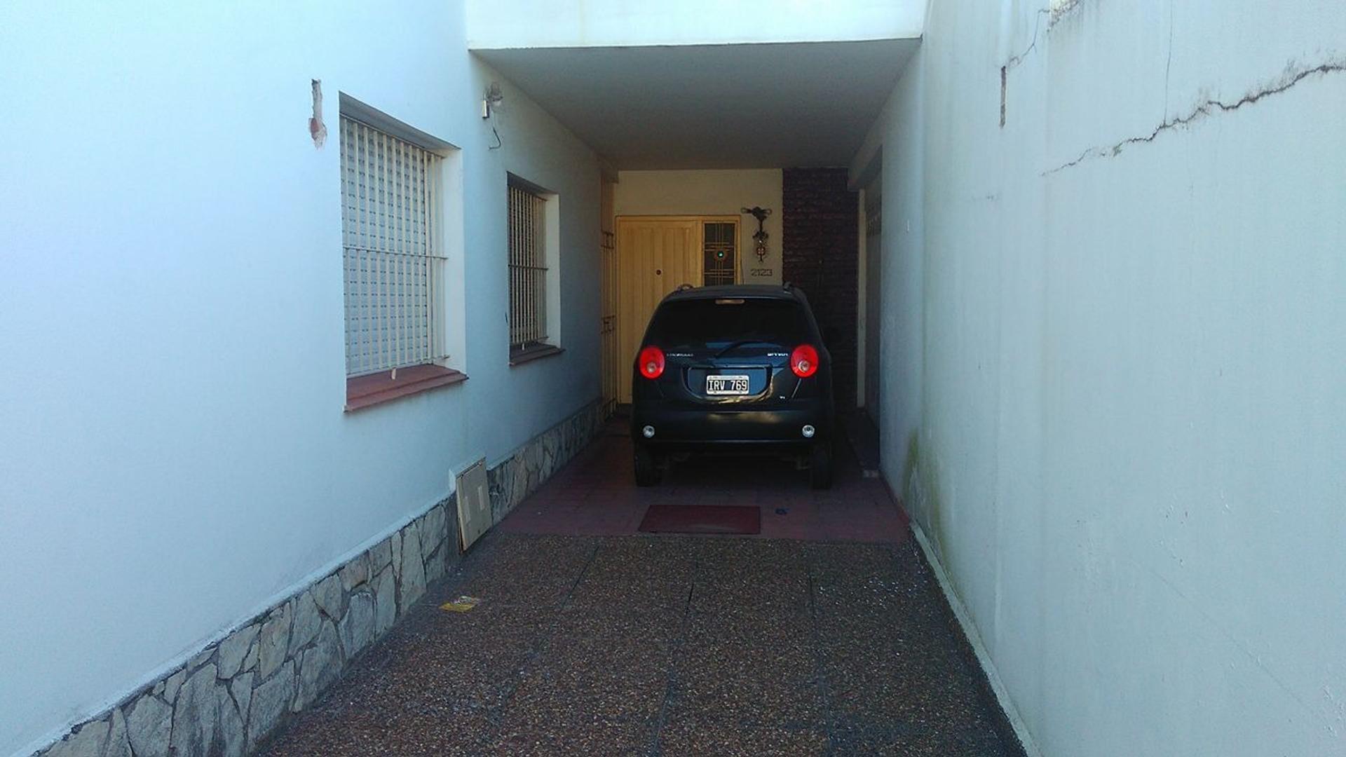 Depto Tipo Casa 4 ambientes con 1 baño