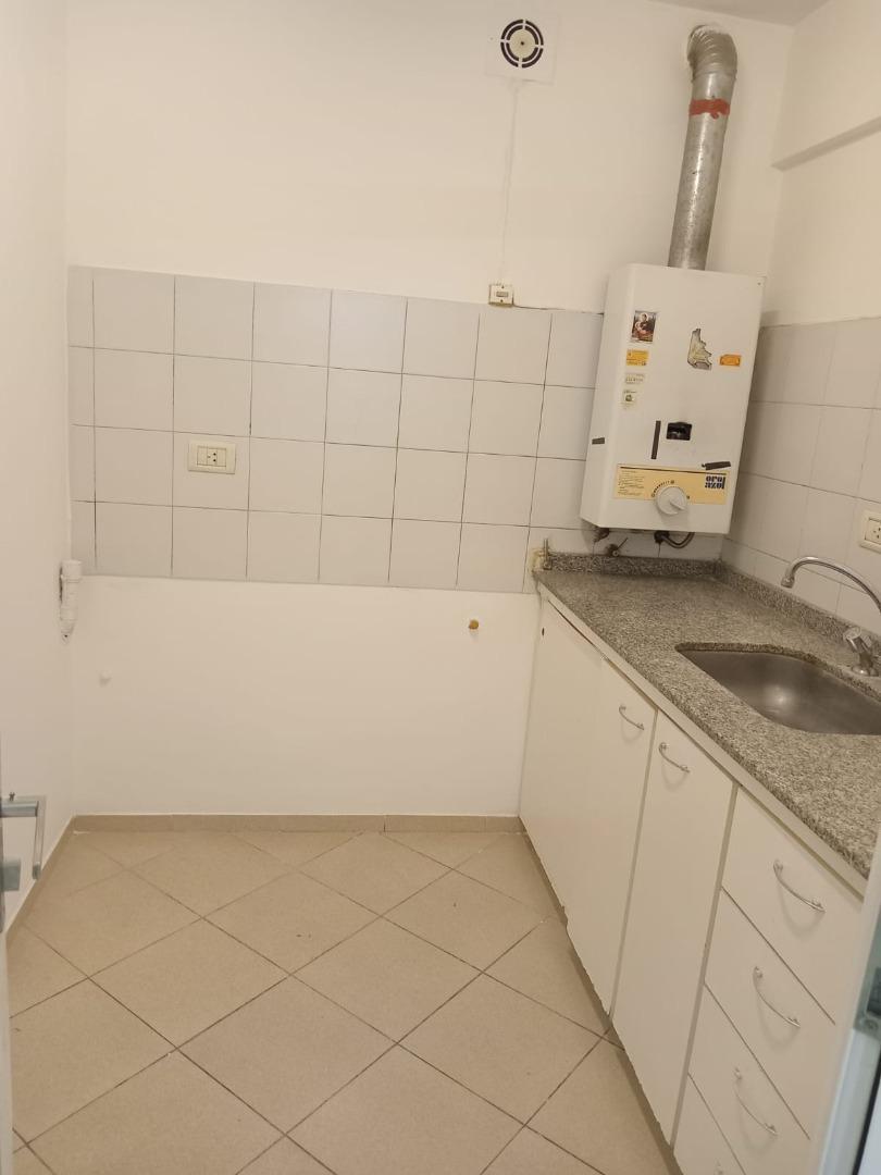 Rondeau 538 , Piso PB