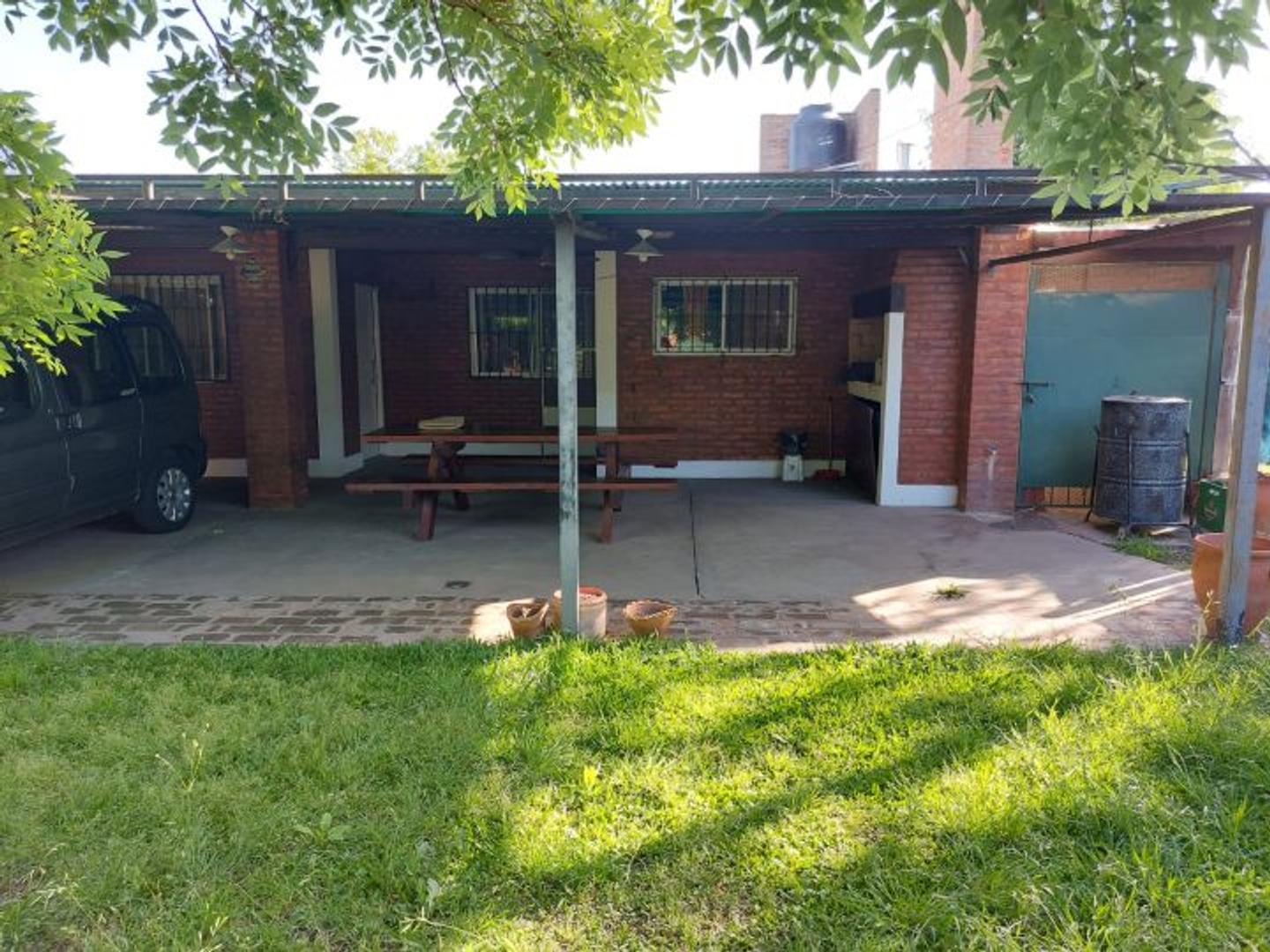 Casa en Venta con 1 cochera