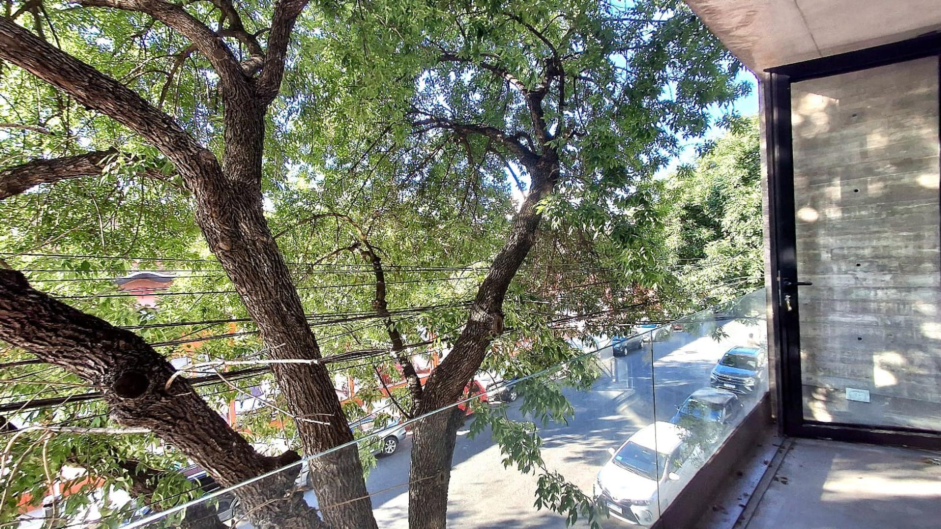 MONOAMBIENTE .P.HOLLYWOOD IDEAL ESTUDIO OFICINA O VIVIENDA