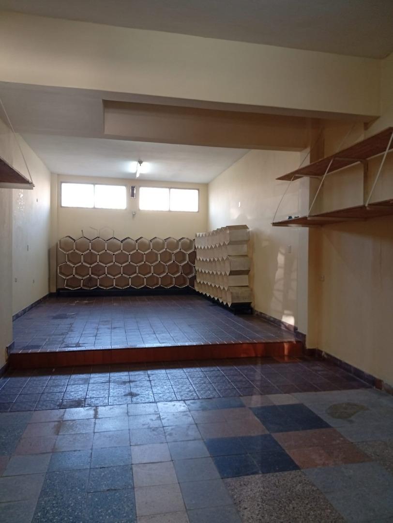 Local en Alquiler en Ramos Mejia, $ 750.000