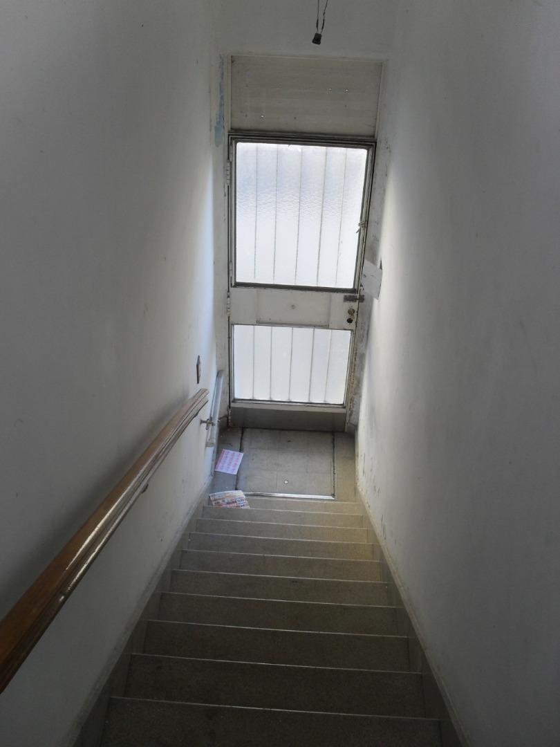 Casa en Planta Alta, apta uso comercial