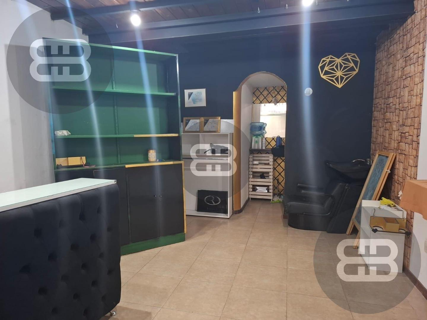 VTA LOCAL 21 M2   ENTREPISO - VILLA BALLESTER