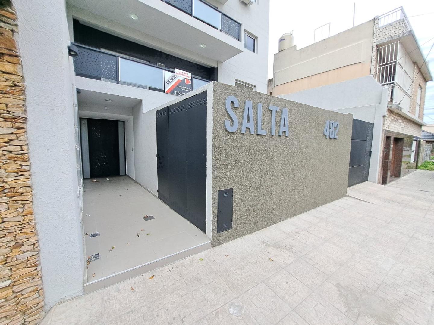 PH 3 ambientes a estrenar PB 2 Patios y cochera. Oportunidad