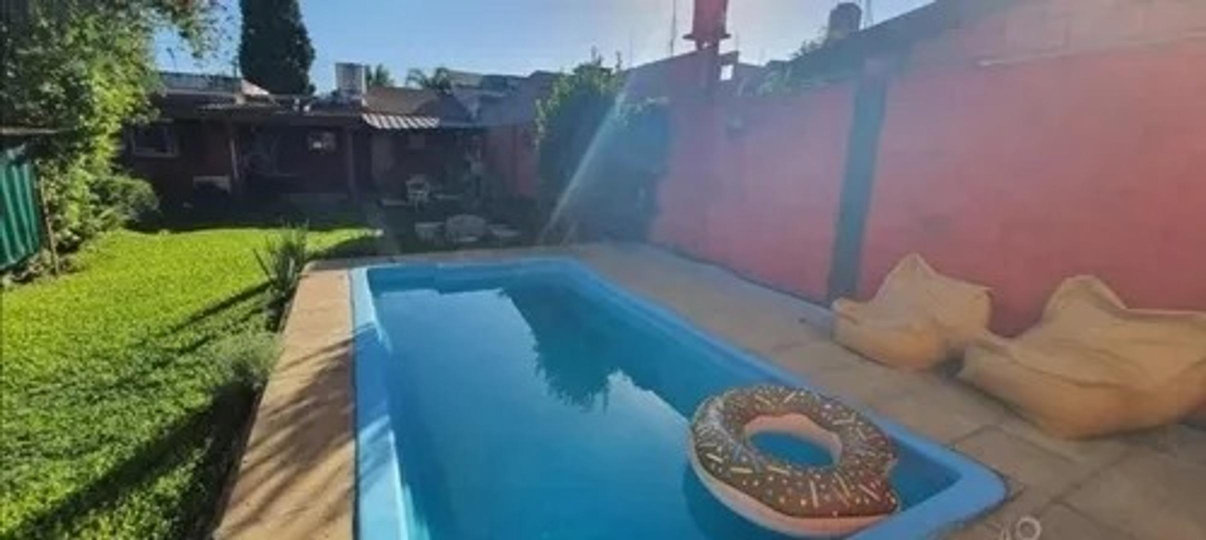 Casa en Venta en Barrio Parque Leloir, USD 130.000