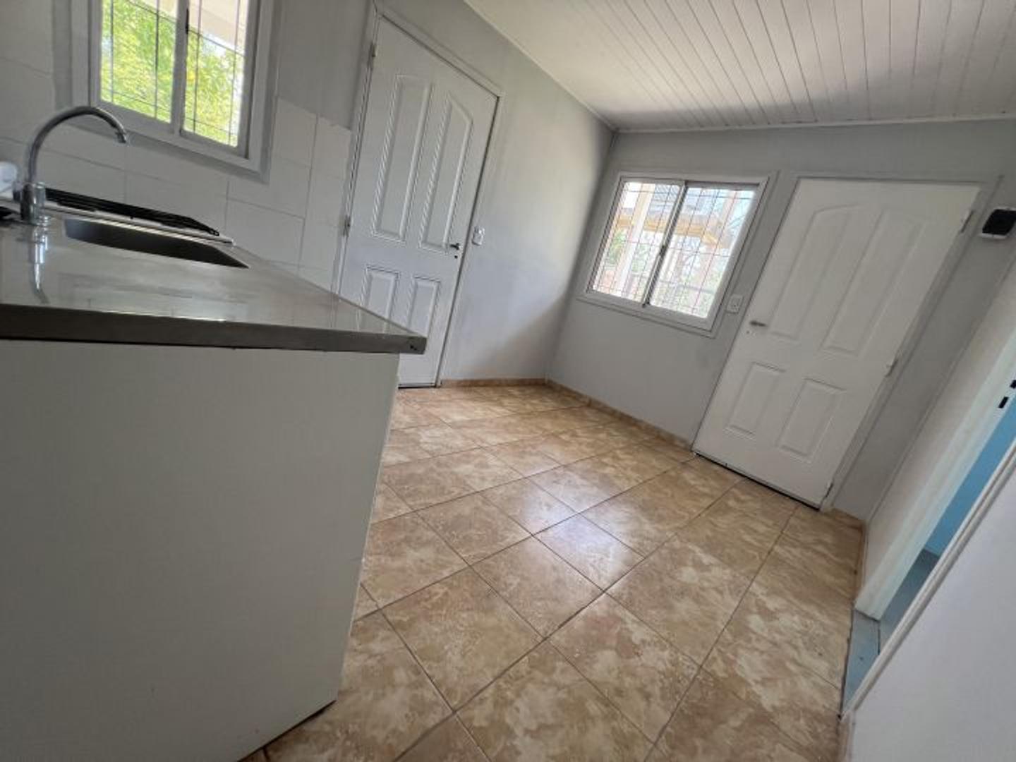 Casa en Alquiler en Roldan, $ 490.000