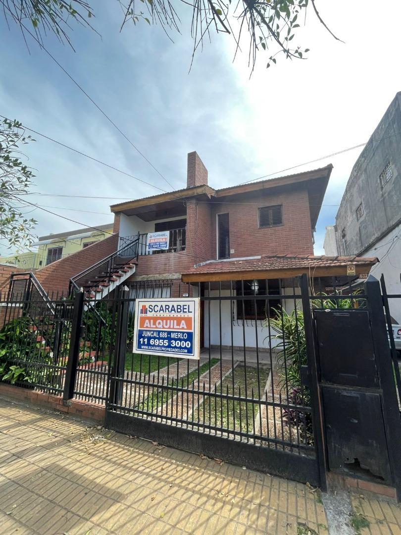 Depto Tipo Casa en Alquiler de 3 ambientes