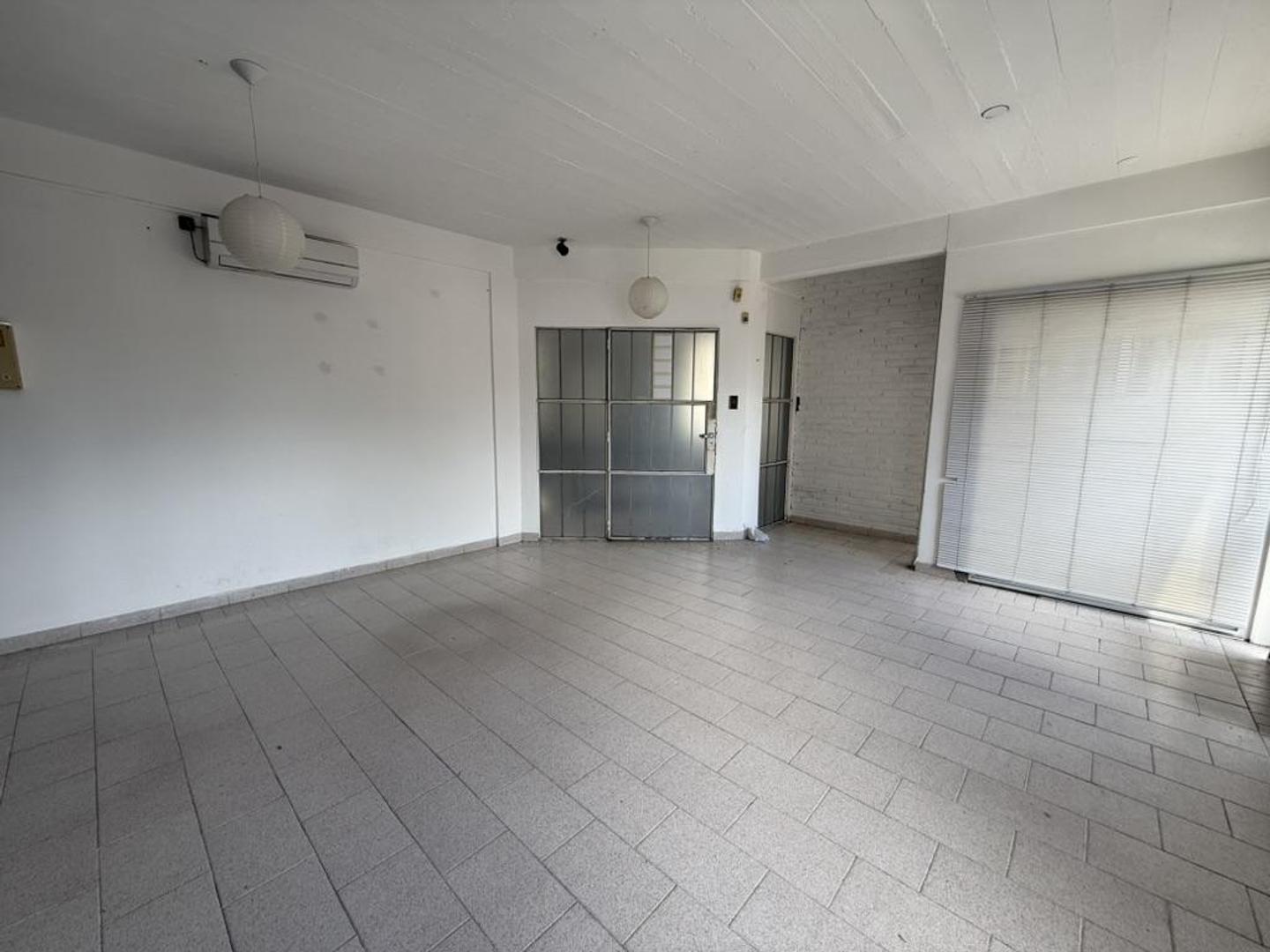 Oficina en Alquiler 30 años