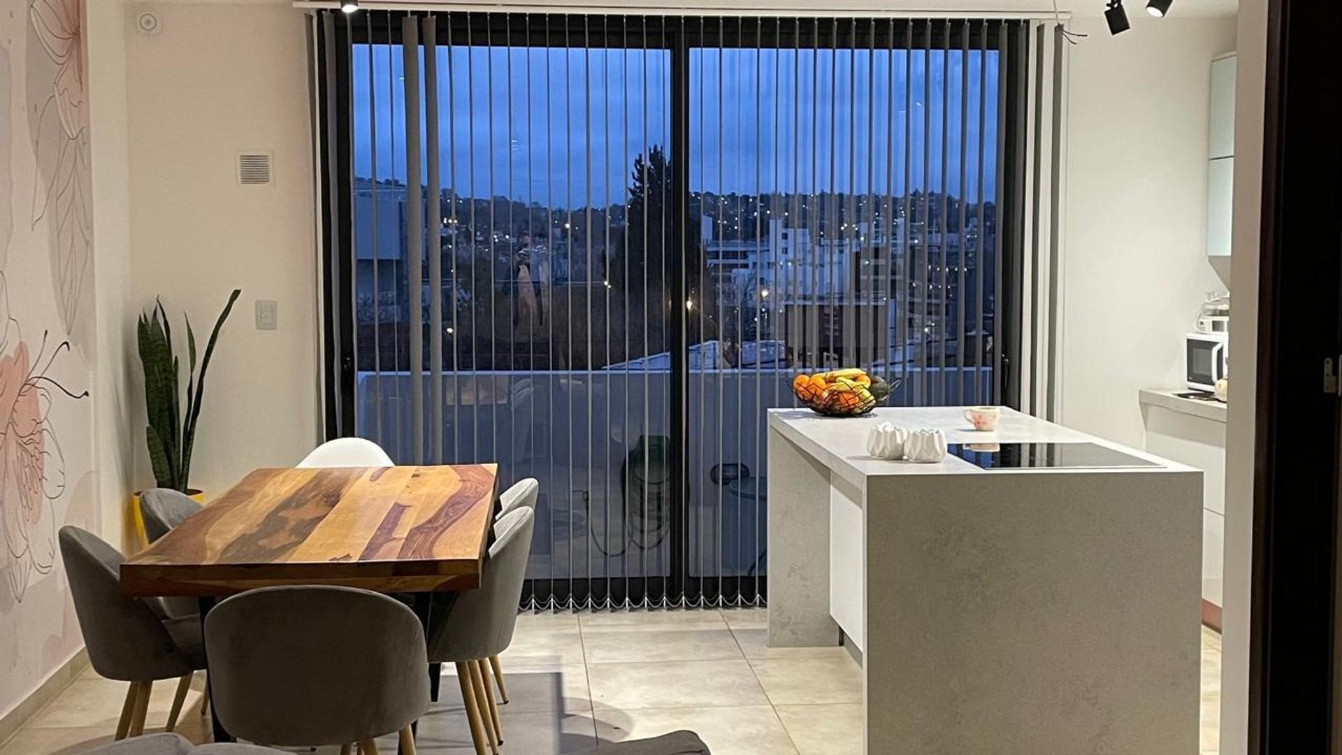 Jose Hernandez Esquina Alem 110