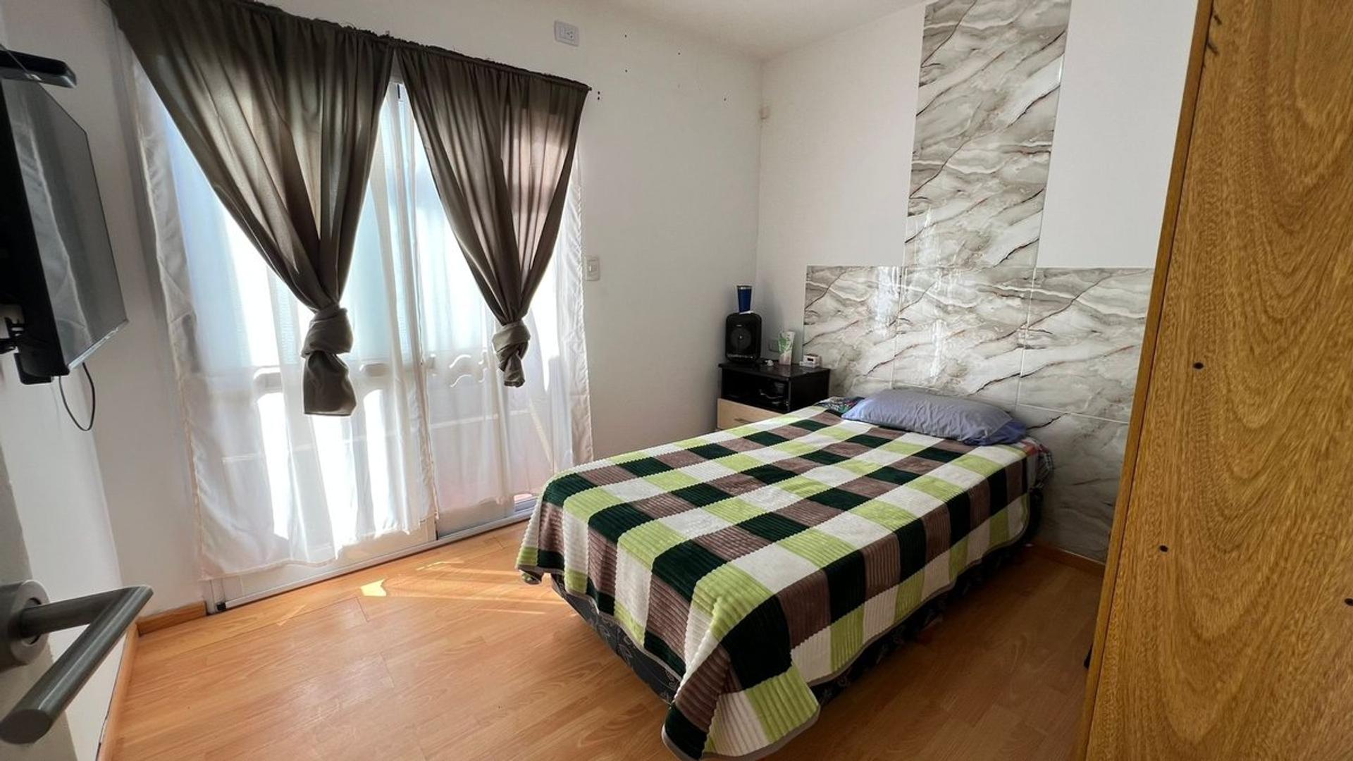 Casa 3 ambientes con 2 baños