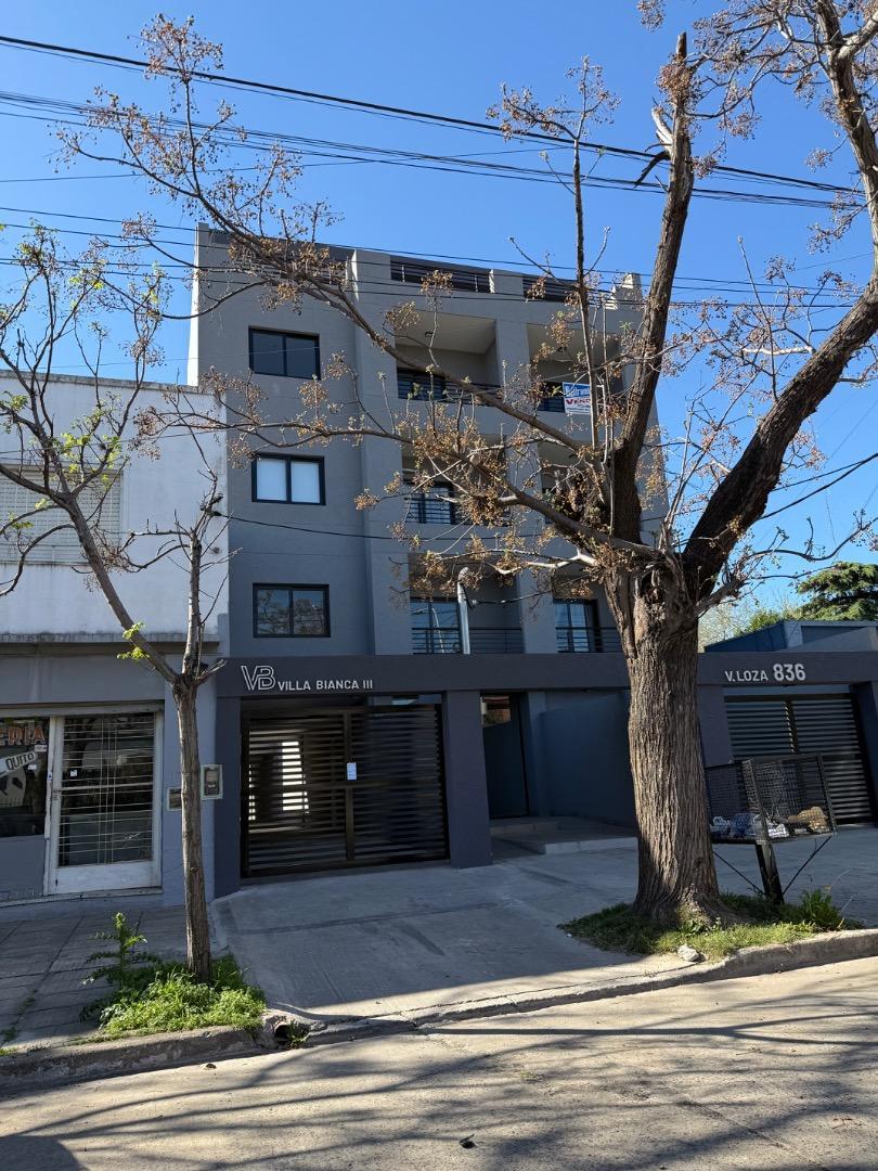 VENTA DEPARTAMENTO 2 AMBIENTES CON PATIO MERLO