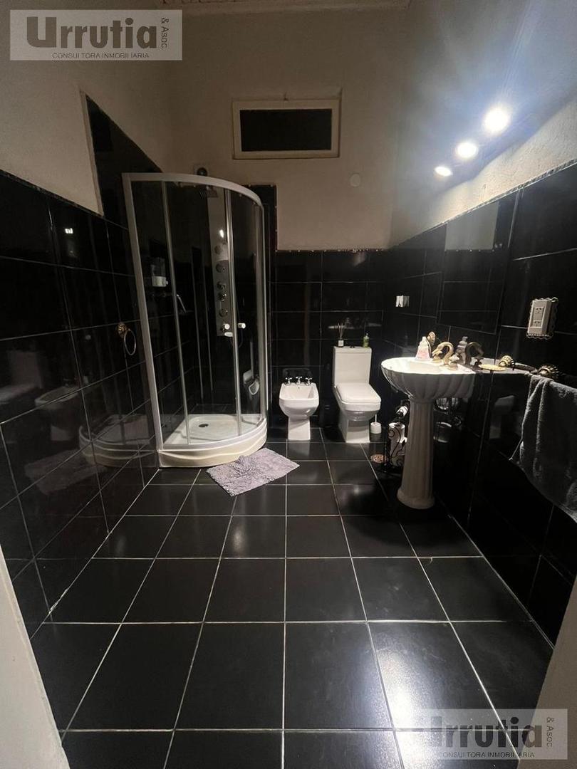 Depto Tipo Casa 4 ambientes con 3 baños
